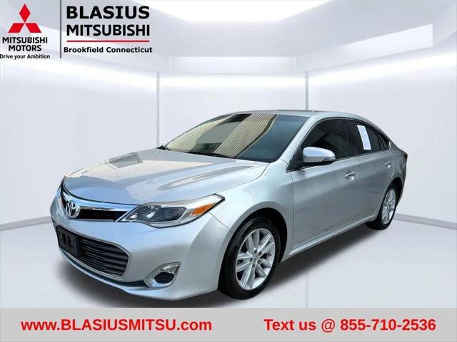 2013 Toyota Avalon XLE for sale in Brookfield, CT