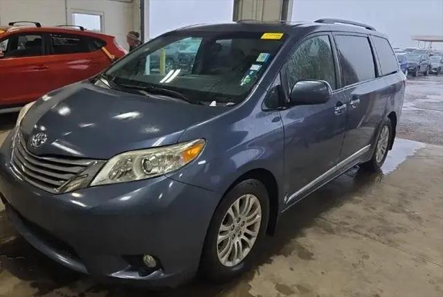 2016 Toyota Sienna XLE Premium 8 Passenger for sale in Springfield, MO