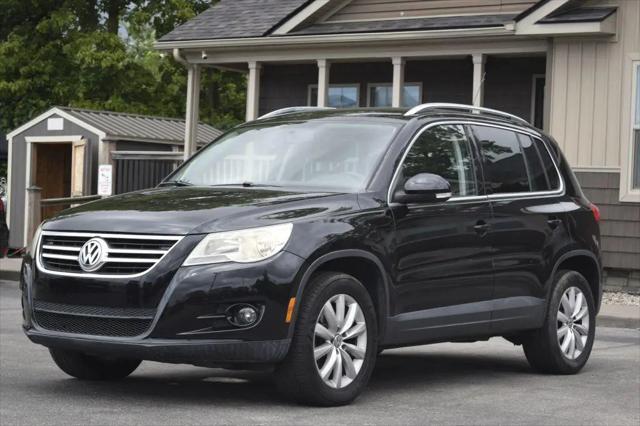2011 Volkswagen Tiguan SE for sale in Charlestown, IN