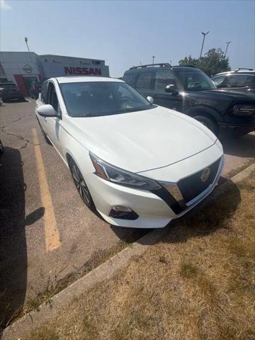 2020 Nissan Altima SL Intelligent AWD for sale in Holland, MI