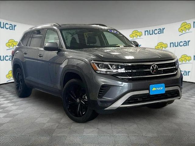 2023 Volkswagen Atlas 2.0T SE w/Technology for sale in Norwood, MA