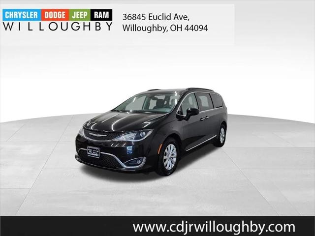 2017 Chrysler Pacifica Touring-L for sale in Willoughby, OH