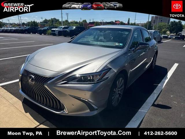 2021 Lexus ES 300h Base for sale in Moon Twp, PA