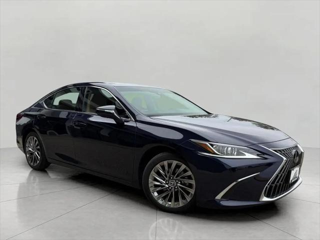 2025 Lexus ES 300h Luxury for sale in Appleton, WI