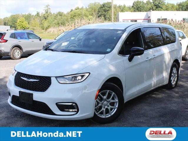 2026 Chrysler Pacifica Select for sale in Plattsburgh, NY