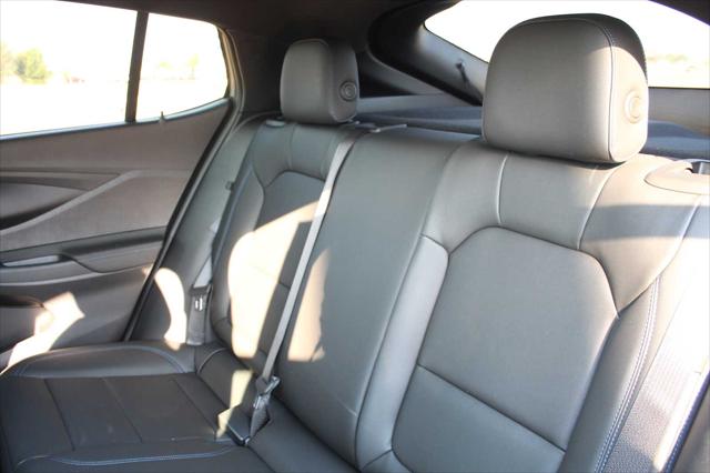 2026 Buick NV Sport Touring FWD
