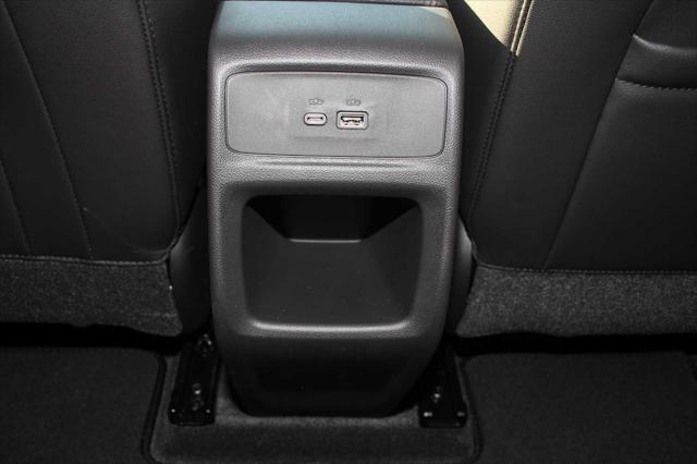 2026 Buick NV Sport Touring FWD