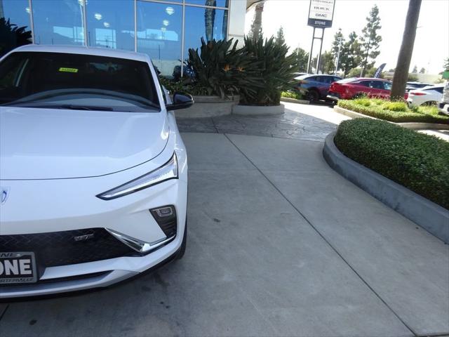 2026 Buick NV Sport Touring FWD