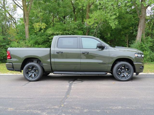 2027 RAM Ram 1500 RAM 1500 EXPRESS CREW CAB 4X4 57 BOX