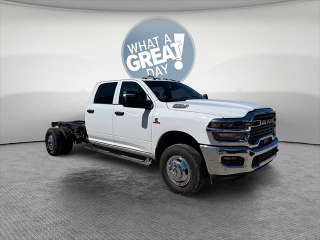 2027 RAM Ram 3500 Chassis Cab RAM 3500 TRADESMAN CREW CAB CHASSIS 4X4 60 CA 2027 RAM Ram 3500 Chassis Cab RAM 3500 TRADESMAN CREW CAB CHASSIS 4X4 60 CA