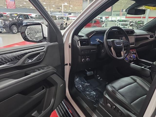 2022 GMC Yukon 4WD Denali