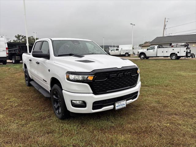 2027 RAM Ram 1500 RAM 1500 EXPRESS CREW CAB 4X4 57 BOX