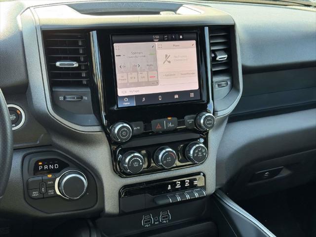 2027 RAM Ram 1500 RAM 1500 EXPRESS CREW CAB 4X4 57 BOX 2027 RAM Ram 1500 RAM 1500 EXPRESS CREW CAB 4X4 57 BOX