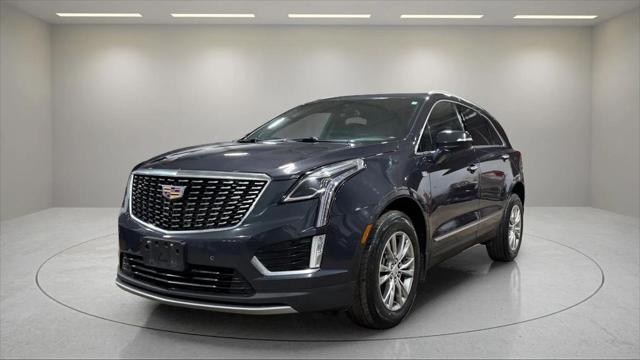 2022 Cadillac XT5 Premium Luxury for sale in Waukesha, WI