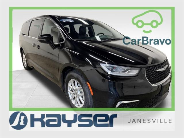 2025 Chrysler Pacifica Select for sale in anesville, WI