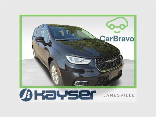 2023 Chrysler Pacifica Touring L for sale in anesville, WI