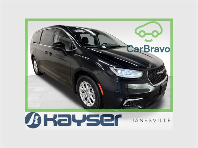 2023 Chrysler Pacifica Touring L for sale in anesville, WI