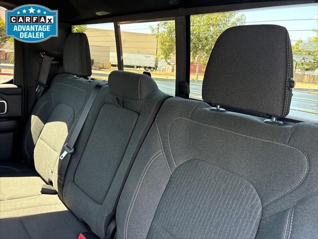 2019 Ram 1500 Big Horn/Lone Star Crew Cab 4x4 5'7" Box