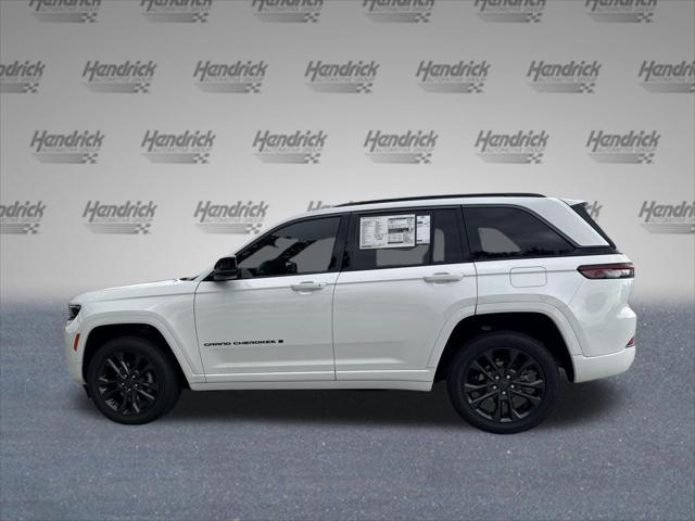 New 2026 Bright White Clear-Coat Exterior Paint Jeep Limited image 32