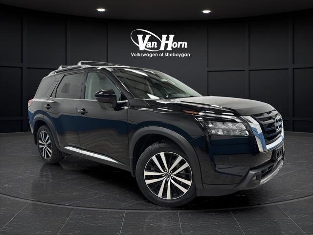 2025 Nissan Pathfinder Platinum 4WD for sale in Sheboygan, WI