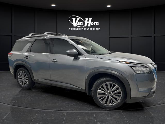 2025 Nissan Pathfinder SL 4WD for sale in Sheboygan, WI