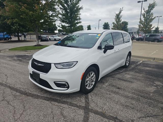 2025 Chrysler Pacifica Select for sale in Lees Summit, MO
