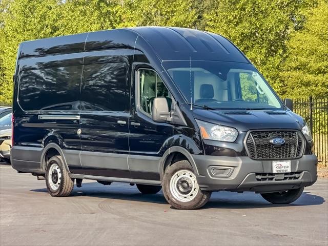 2023 Ford Transit Cargo Van Base
