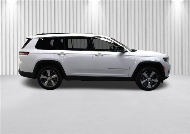 2022 Jeep Grand Cherokee L Limited 4x4 2022 Jeep Grand Cherokee L Limited 4x4