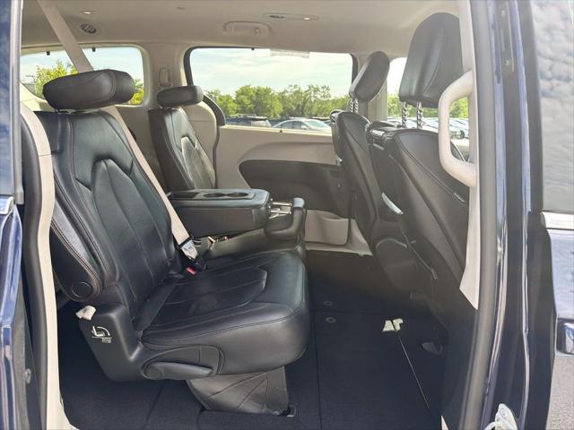 2019 Chrysler Pacifica Touring L Plus
