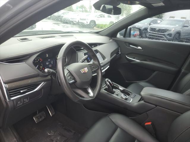 2023 Cadillac XT4 FWD Sport