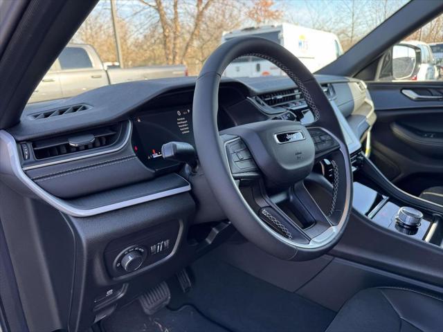 2025 Jeep Grand Cherokee GRAND CHEROKEE L ALTITUDE X 4X4 2025 Jeep Grand Cherokee GRAND CHEROKEE L ALTITUDE X 4X4
