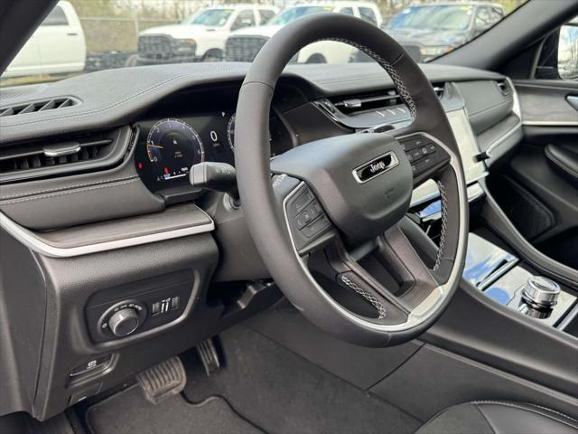 2026 Jeep Grand Cherokee GRAND CHEROKEE LAREDO ALTITUDE 4X4 2026 Jeep Grand Cherokee GRAND CHEROKEE LAREDO ALTITUDE 4X4