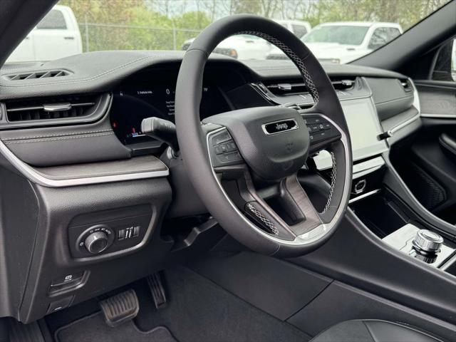 2026 Jeep Grand Cherokee GRAND CHEROKEE LAREDO ALTITUDE 4X4 2026 Jeep Grand Cherokee GRAND CHEROKEE LAREDO ALTITUDE 4X4