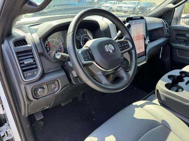 2026 RAM Ram 3500 RAM 3500 TRADESMAN CREW CAB 4X4 8 BOX