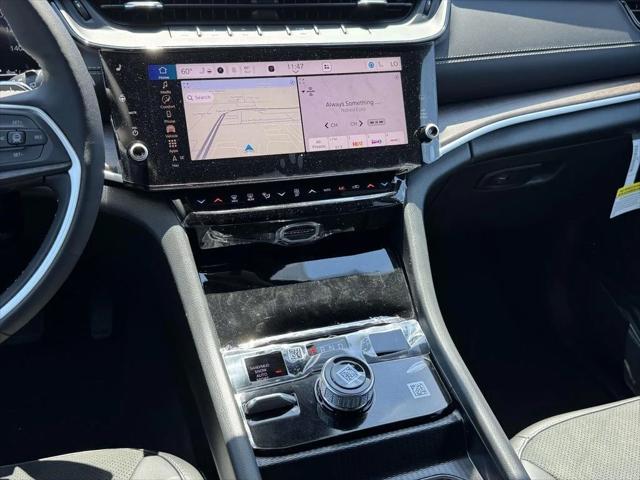 2026 Jeep Grand Cherokee GRAND CHEROKEE L LAREDO ALTITUDE 4X4 2026 Jeep Grand Cherokee GRAND CHEROKEE L LAREDO ALTITUDE 4X4