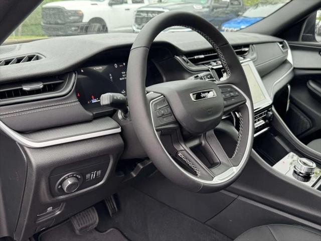 2026 Jeep Grand Cherokee L GRAND CHEROKEE L LAREDO X 4X4