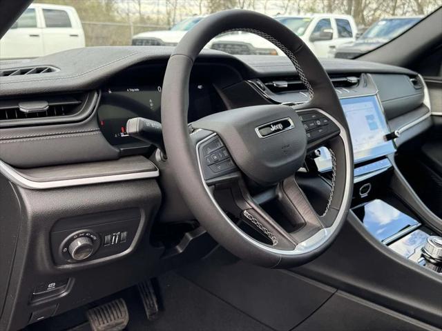 2026 Jeep Grand Cherokee GRAND CHEROKEE LAREDO ALTITUDE 4X4 2026 Jeep Grand Cherokee GRAND CHEROKEE LAREDO ALTITUDE 4X4