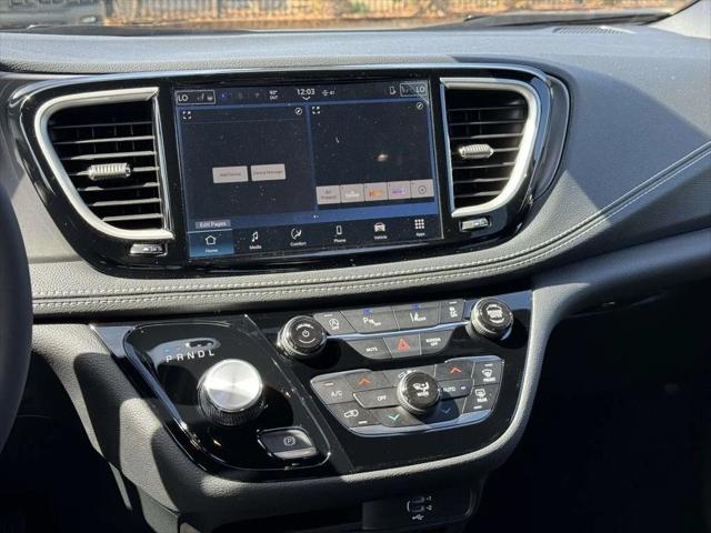 2026 Chrysler Pacifica PACIFICA SELECT 2026 Chrysler Pacifica PACIFICA SELECT