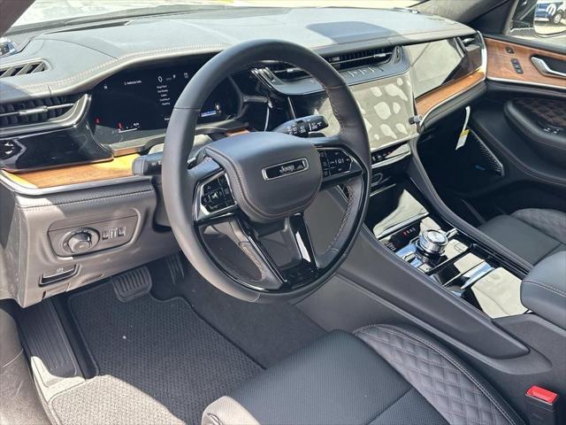 2026 Jeep Grand Cherokee GRAND CHEROKEE L SUMMIT 4X4