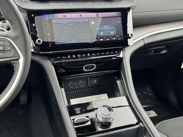 2026 Jeep Grand Cherokee L GRAND CHEROKEE L LAREDO ALTITUDE 4X4 2026 Jeep Grand Cherokee L GRAND CHEROKEE L LAREDO ALTITUDE 4X4