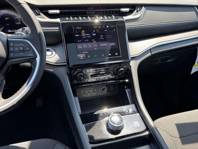2026 Jeep Grand Cherokee GRAND CHEROKEE L LAREDO X 4X4