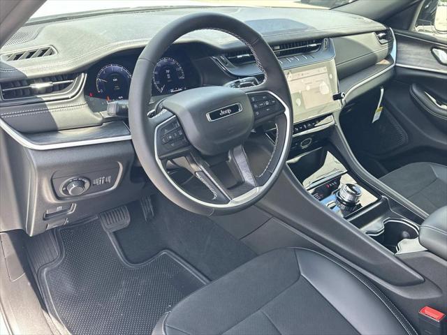 2026 Jeep Grand Cherokee GRAND CHEROKEE L LAREDO ALTITUDE 4X4 2026 Jeep Grand Cherokee GRAND CHEROKEE L LAREDO ALTITUDE 4X4