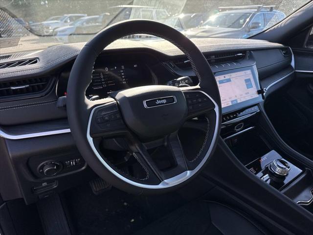 2026 Jeep Grand Cherokee GRAND CHEROKEE LAREDO ALTITUDE 4X4 2026 Jeep Grand Cherokee GRAND CHEROKEE LAREDO ALTITUDE 4X4