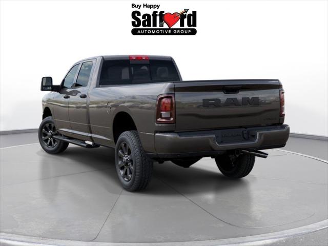 2026 RAM 2500 Black Express Crew Cab 4x4 8 Box