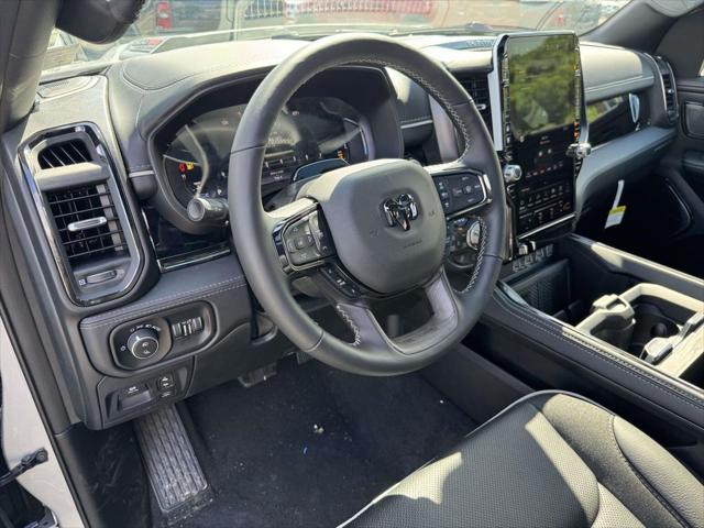 2026 RAM 1500 RAM 1500 LIMITED CREW CAB 4X4 64 BOX