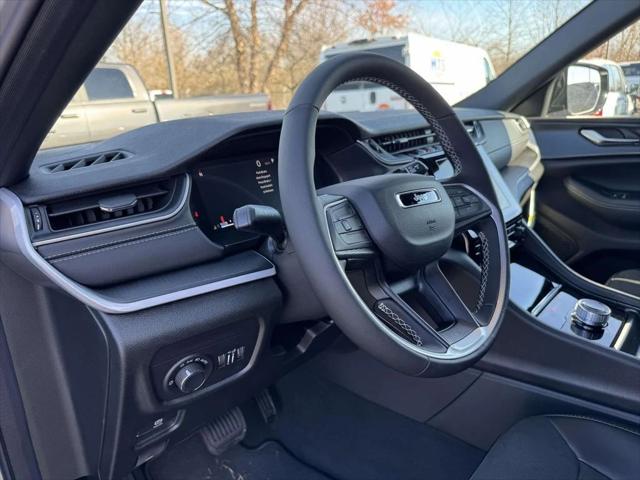 2025 Jeep Grand Cherokee GRAND CHEROKEE L ALTITUDE X 4X4 2025 Jeep Grand Cherokee GRAND CHEROKEE L ALTITUDE X 4X4
