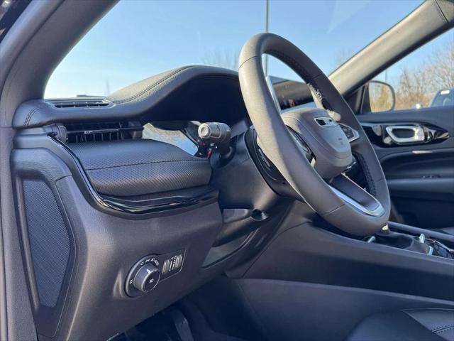 2026 Jeep Compass COMPASS LATITUDE ALTITUDE 4X4 2026 Jeep Compass COMPASS LATITUDE ALTITUDE 4X4