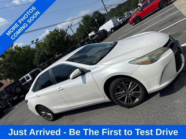 2016 Toyota Camry SE