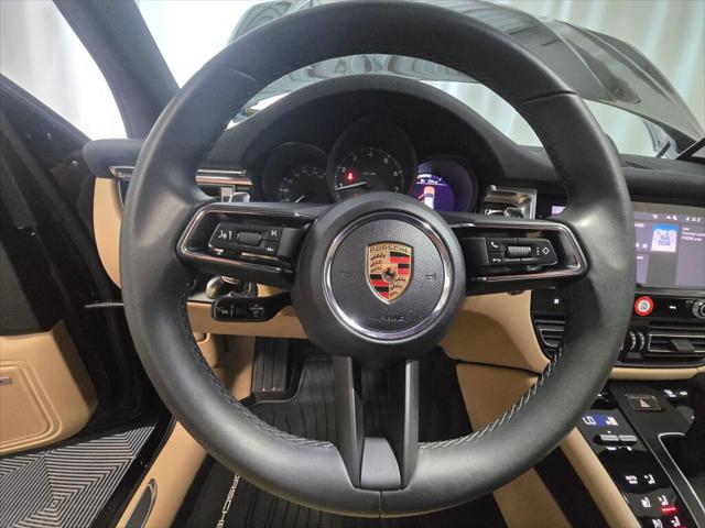 2025 Porsche Macan Unknown
