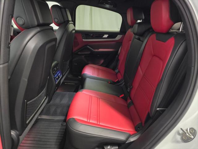 2026 Porsche Cayenne Unknown